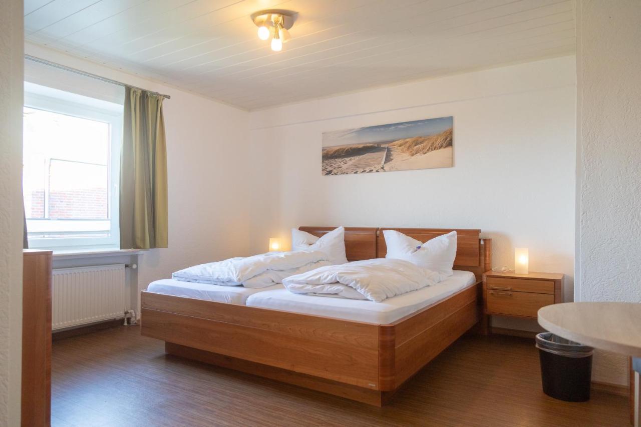 Heeren'S Hotel Garni Бензерзіль Екстер'єр фото